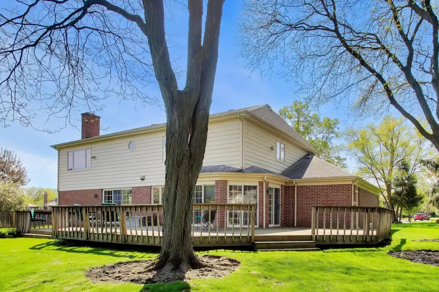 1038 Elmdale Road, Glenview, IL 60025 - #2