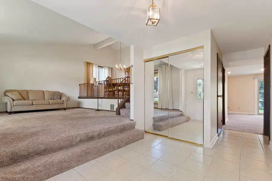 1570 W Goldengate Drive, Addison, IL 60101 - #2