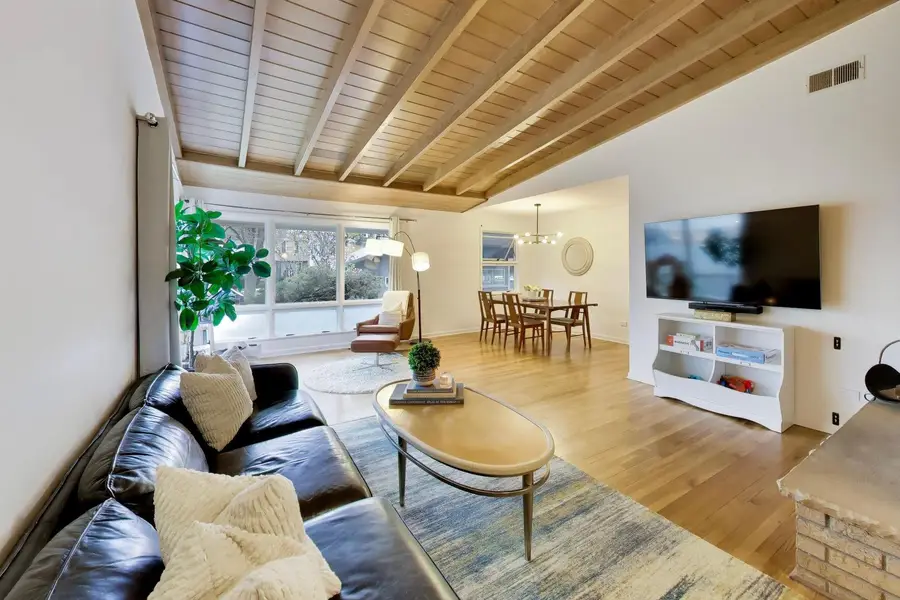 2038 Highland Avenue, Wilmette, IL 60091 - #3