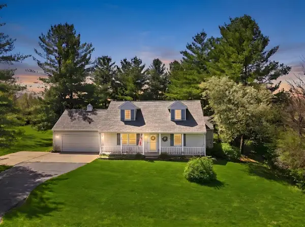 405 Mississippi Drive, Dixon, IL 61021