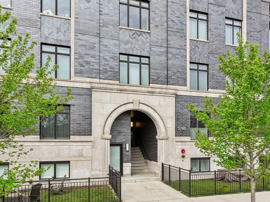 5748 N Hermitage Avenue #410, Chicago, IL 60660 - #2