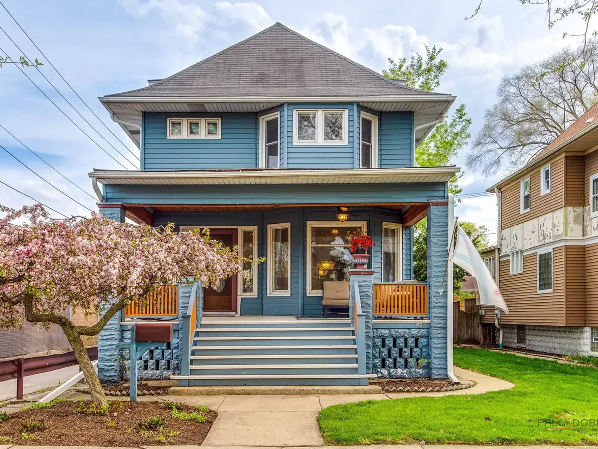 4815 W Warner Avenue, Chicago, IL 60641 - #1