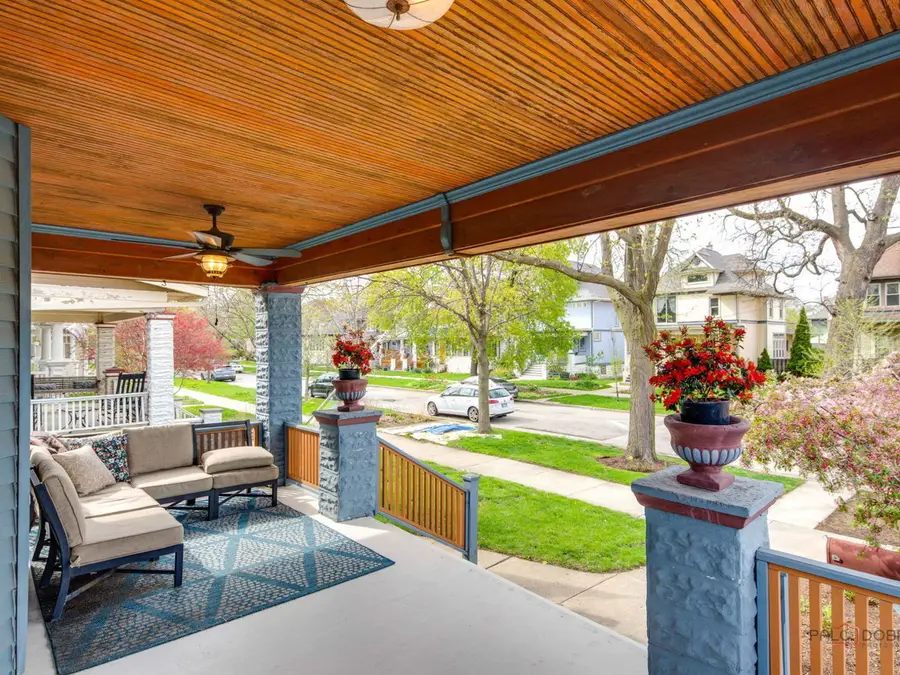 4815 W Warner Avenue, Chicago, IL 60641 - #3