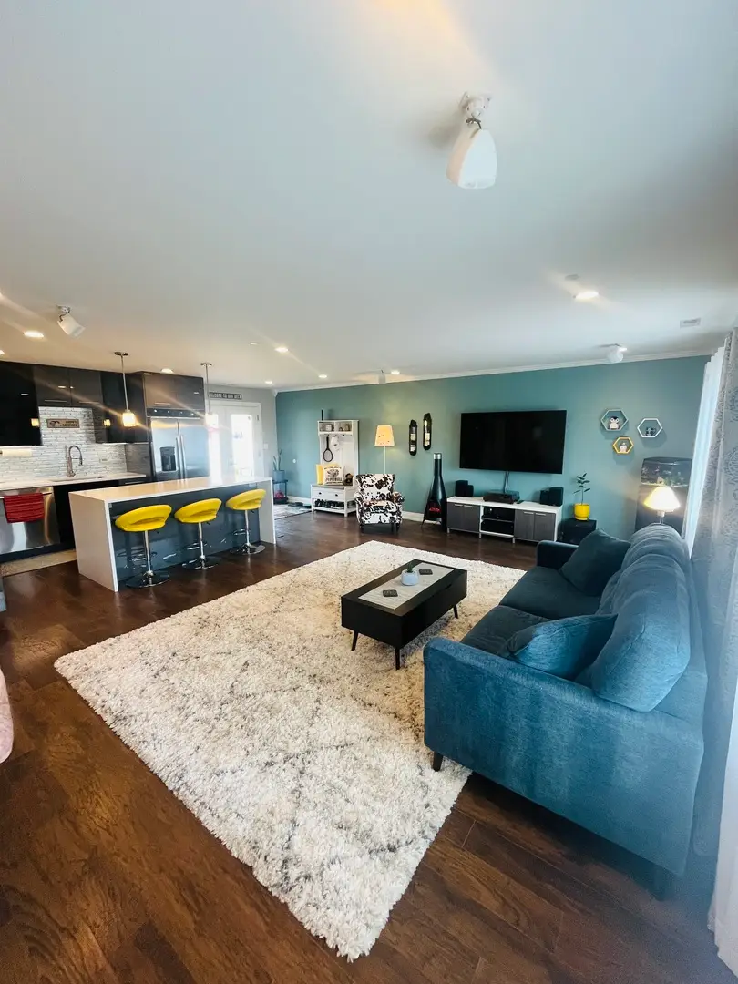 621 Hayward Avenue, Streamwood, IL 60107 - #3