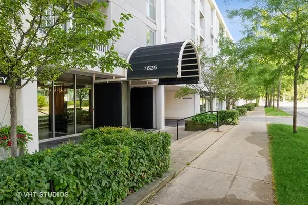 1625 Sheridan Road #213, Wilmette, IL 60091