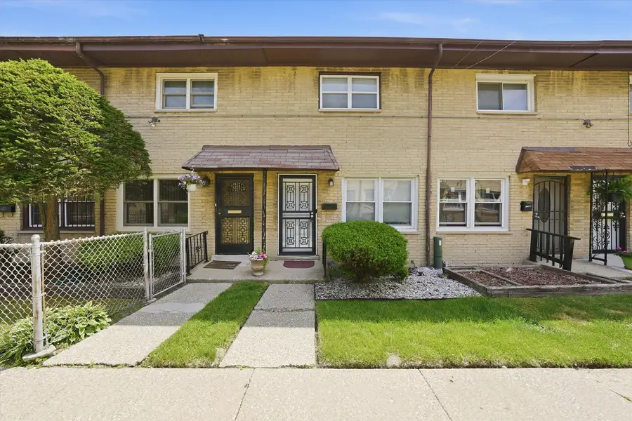 1140 E 81st Street #F, Chicago, IL 60619 - #3
