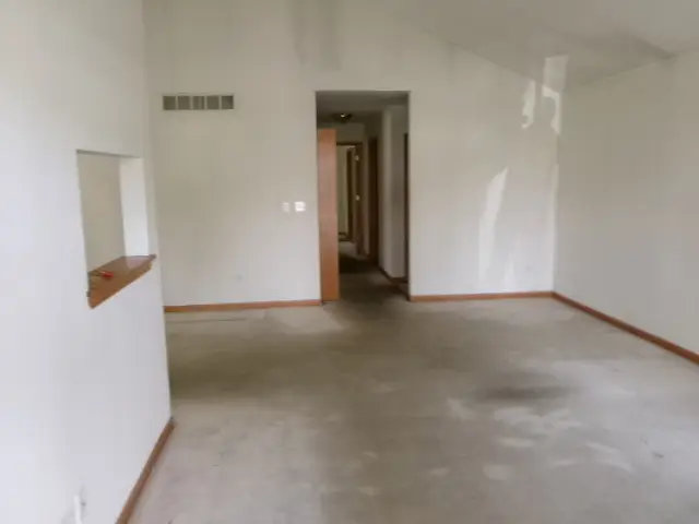 1785 Willow Circle Drive #1785, Crest Hill, IL 60403 - #3