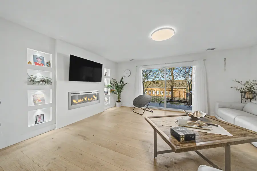 4050 Dundee Road #209, Northbrook, IL 60062 - #3