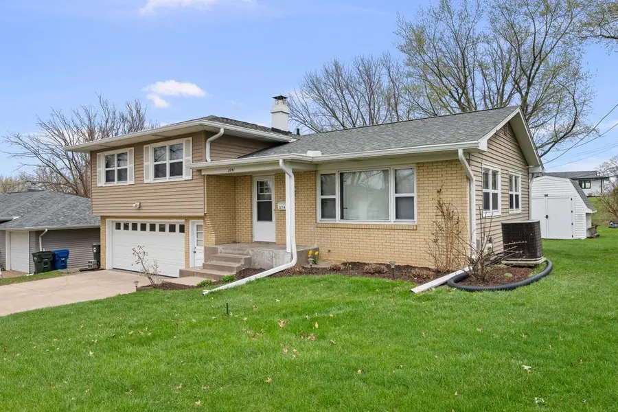 2741 Kelling Street, Davenport, IA 52804 - #2