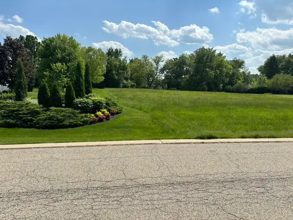 Address Withheld By Seller, Hawthorn Woods, IL 60047