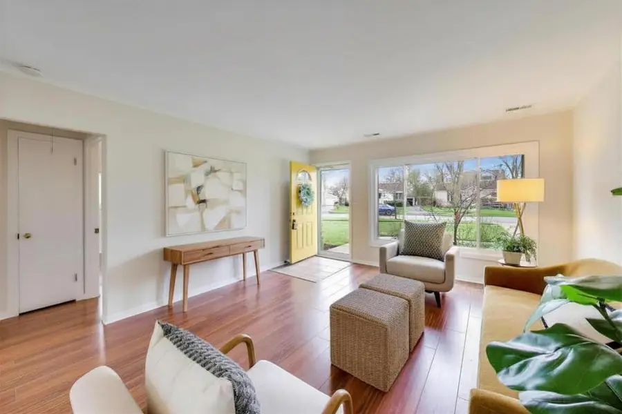 1149 N Hickory Avenue, Arlington Heights, IL 60004 - #2