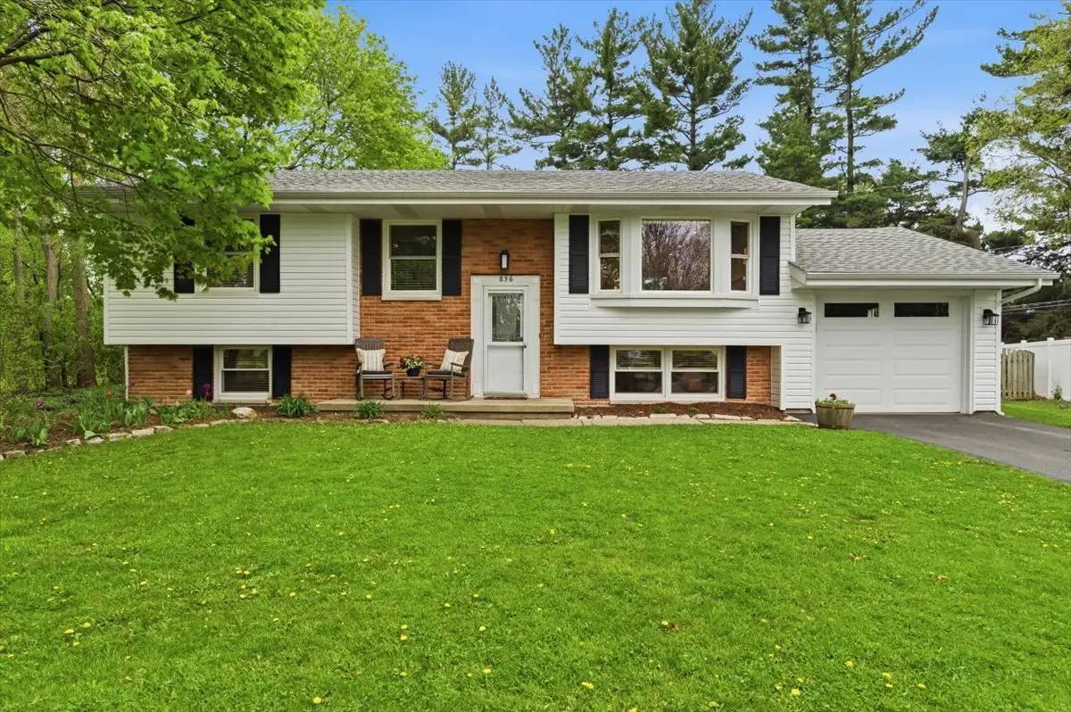 836 Longmeadow Drive, Geneva, IL 60134 - #1