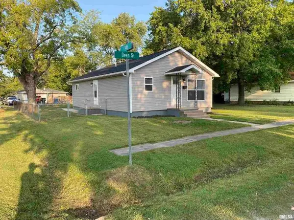 1328 Dean Street, Centralia, IL 62801