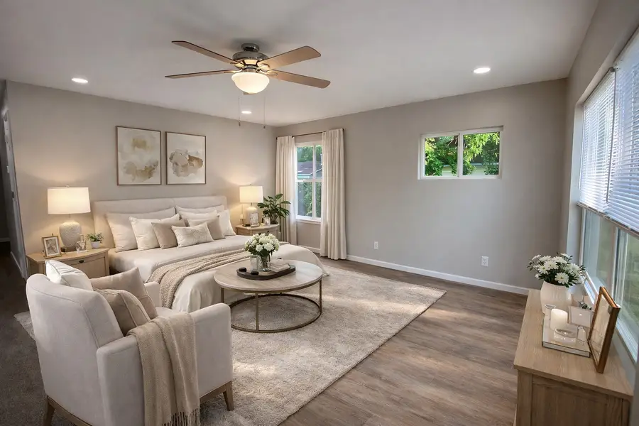 1328 Dean Street, Centralia, IL 62801 - #2