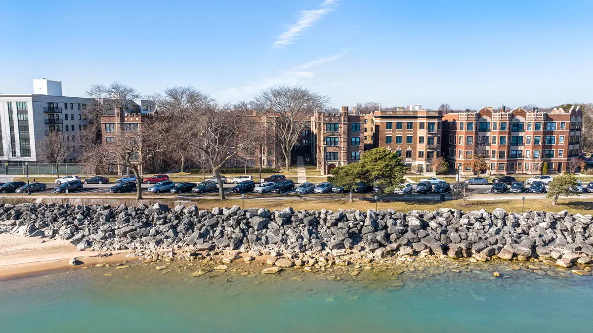 560 Sheridan Square #2, Evanston, IL 60202 - #1
