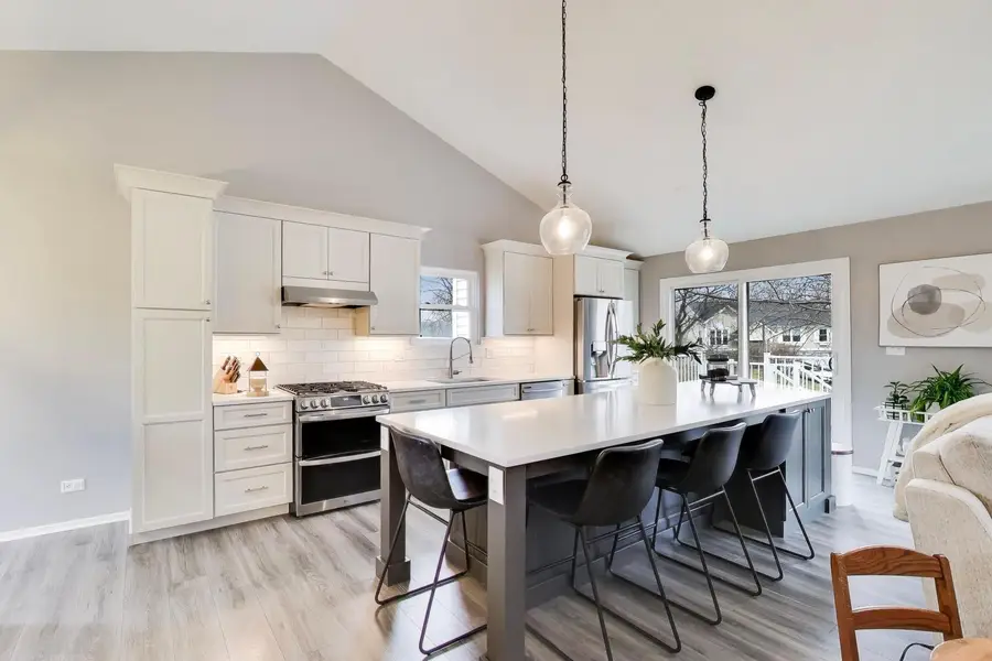 2080 Pennsbury Lane, Hanover Park, IL 60133 - #2