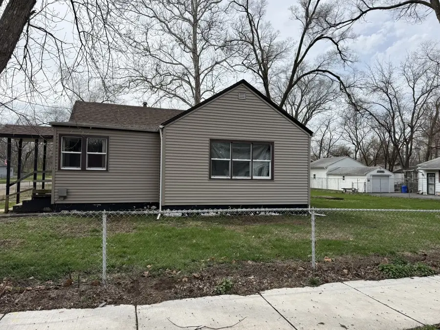 3245 9th Street, Rockford, IL 61109 - #3