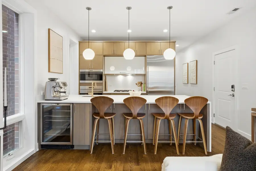 3330 N Clifton Avenue #2, Chicago, IL 60657 - #2