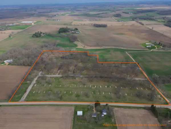 4500 E. River Road, Ridott, IL 61067