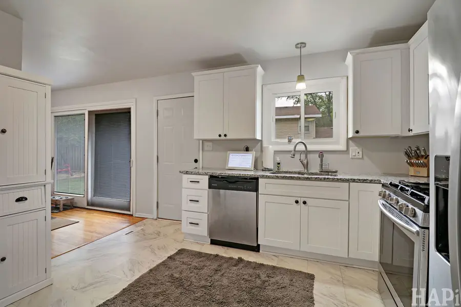 201 Berkshire Drive, Crystal Lake, IL 60014 - #2