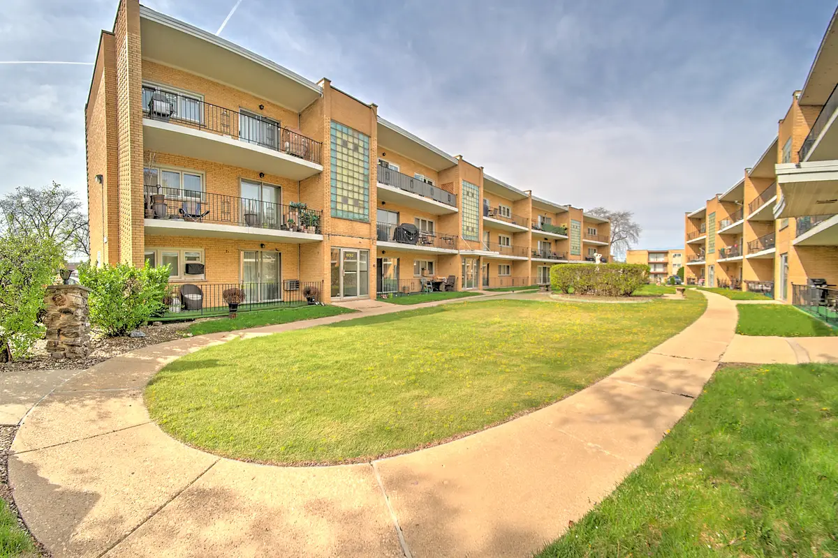 10312 S Pulaski Road #302A, Oak Lawn, IL 60453 - #1