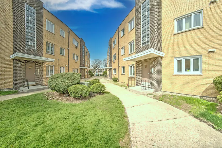 10312 S Pulaski Road #302A, Oak Lawn, IL 60453 - #2