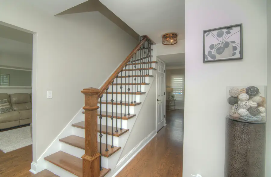 421 Burke Drive, Carol Stream, IL 60188 - #2