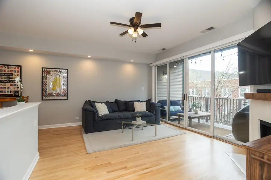 845 W Altgeld Street #3B, Chicago, IL 60614 - #3