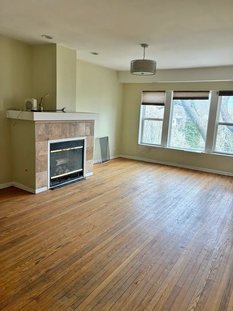 6852 S Dante Avenue #3E, Chicago, IL 60637 - #3