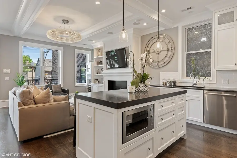 1905 N Bissell Street #2, Chicago, IL 60614 - #3