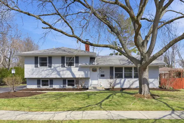 329 Tanoak Lane, Naperville, IL 60540