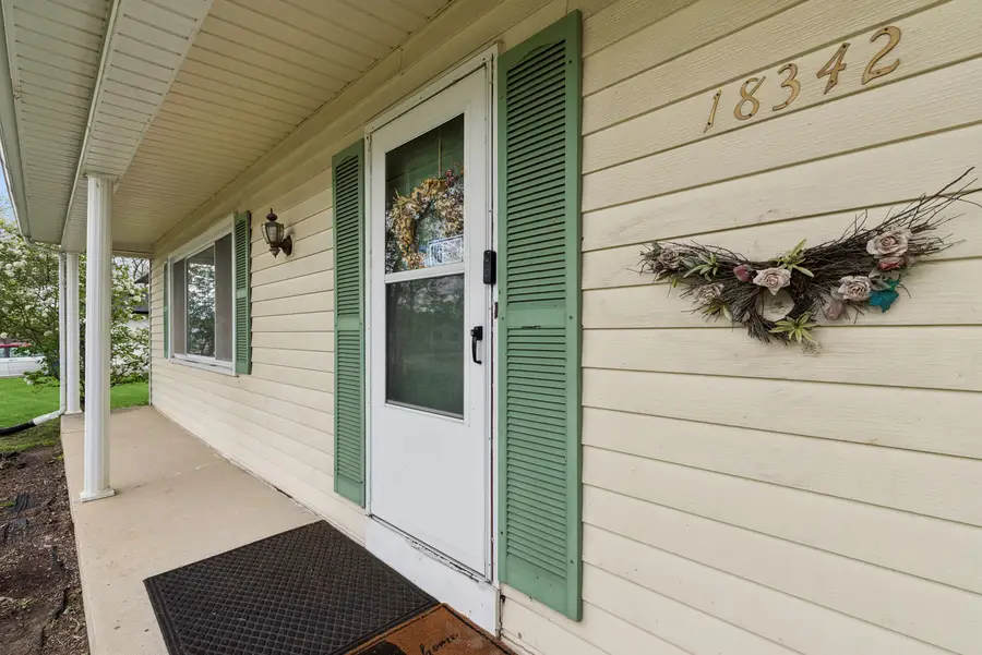 18342 W Linda Lane, Gurnee, IL 60031 - #3