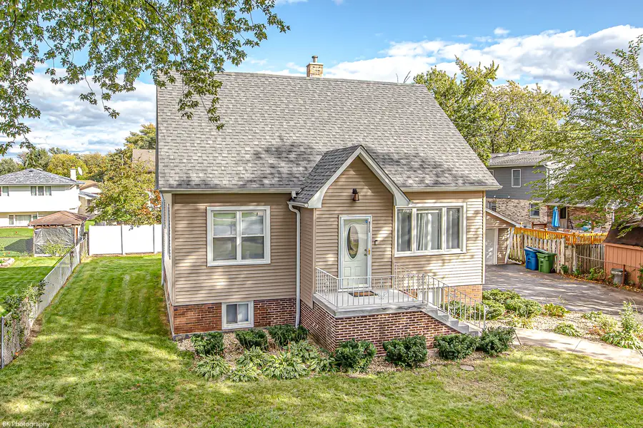 9255 Melvina Avenue, Oak Lawn, IL 60453 - #3