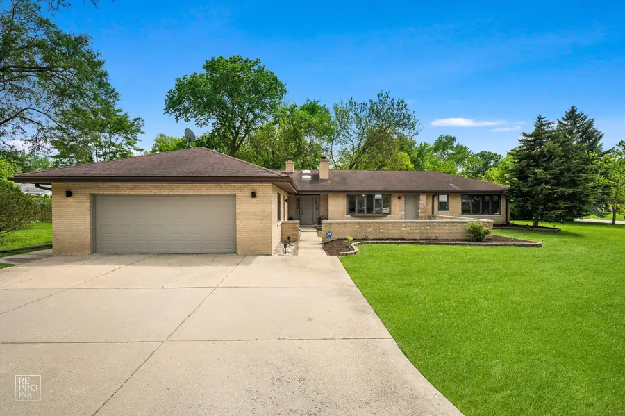 16W721 Red Oak Street, Bensenville, IL 60106 - #2