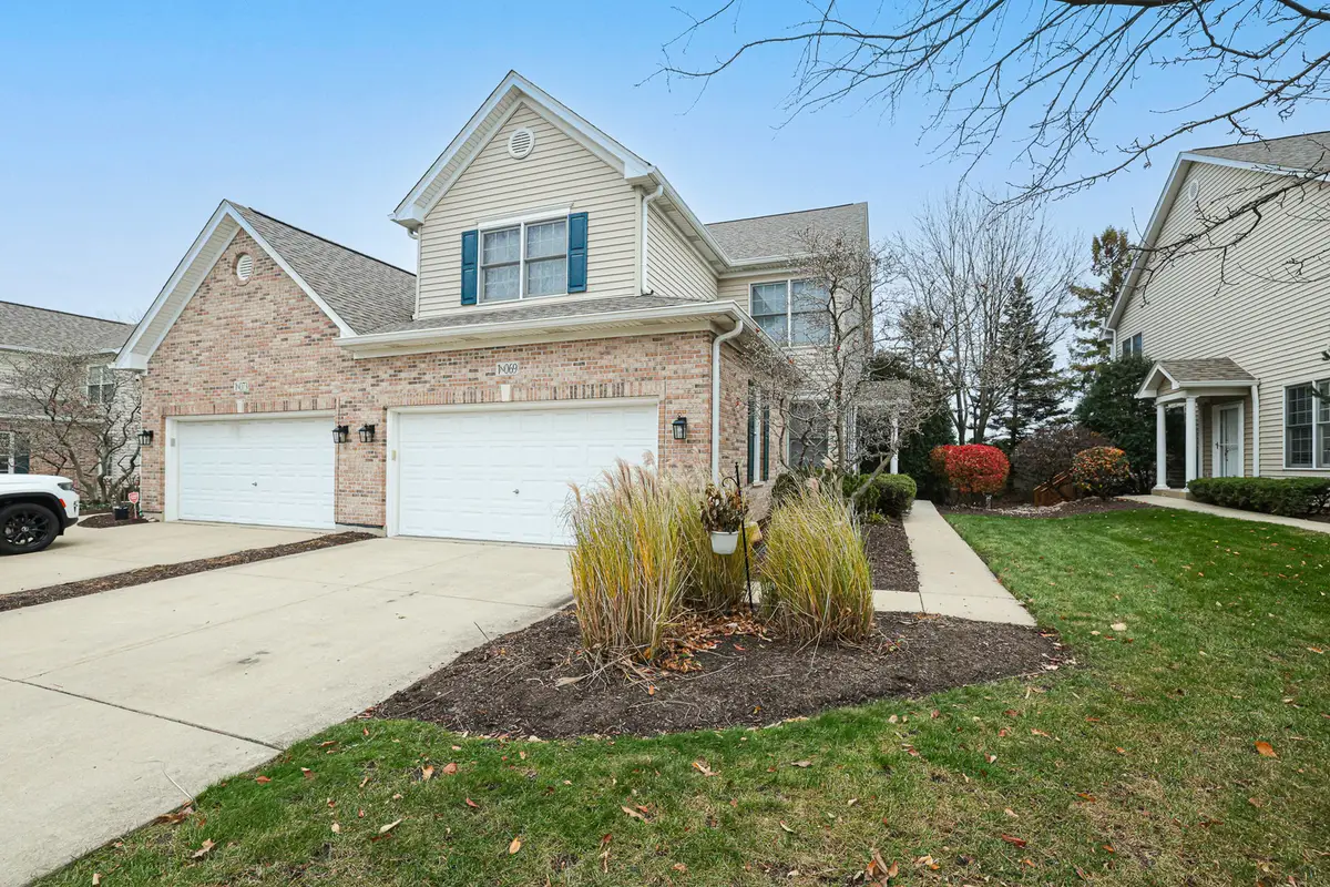 1N069 Mission Court, Winfield, IL 60190 - #1