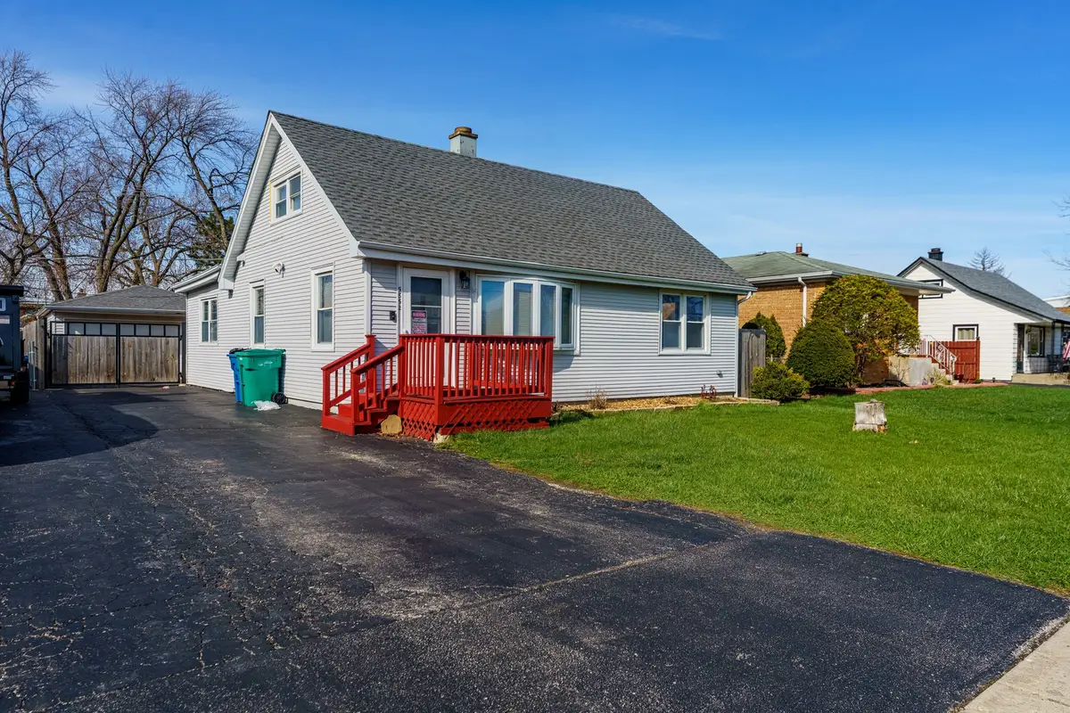 5852 W 81st Place, Burbank, IL 60459 - #1