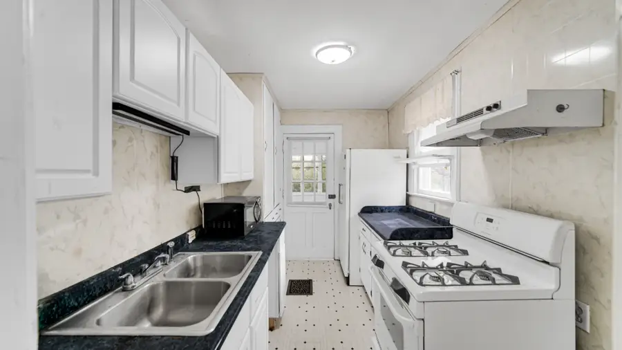 2334 Maple Road, Homewood, IL 60430 - #2