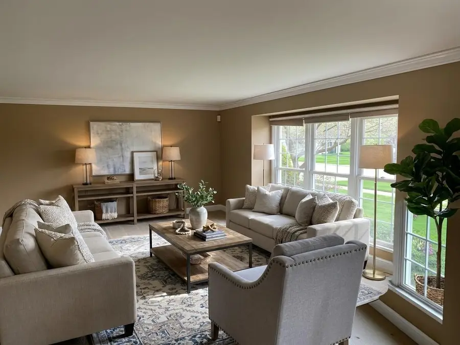 913 Warwick Lane, Libertyville, IL 60048 - #3