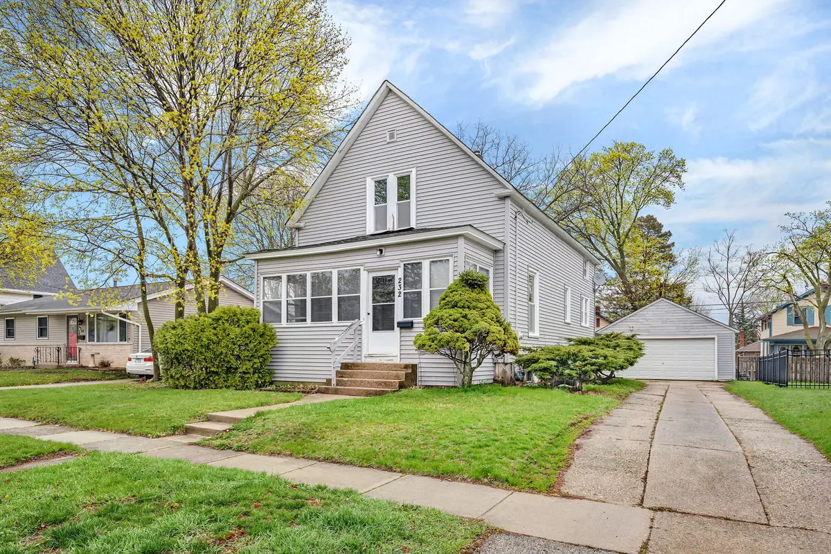 232 N Green Street, Carpentersville, IL 60110 - #1