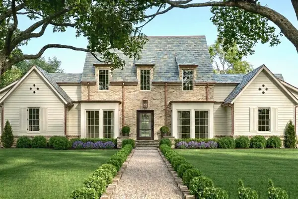 1151 W Old Mill Road, Lake Forest, IL 60045