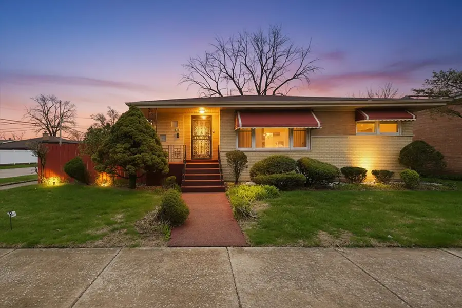 15201 Sunset Drive, Dolton, IL 60419 - #2