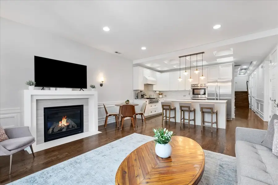 3816 N Ashland Avenue #1S, Chicago, IL 60613 - #3