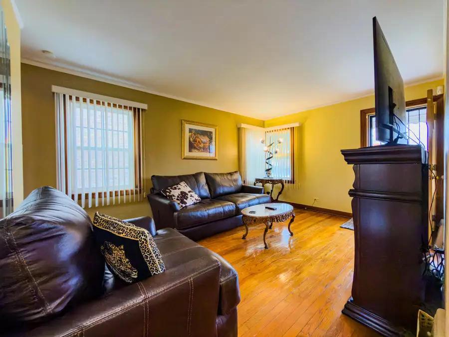 7328 S Albany Avenue, Chicago, IL 60629 - #3