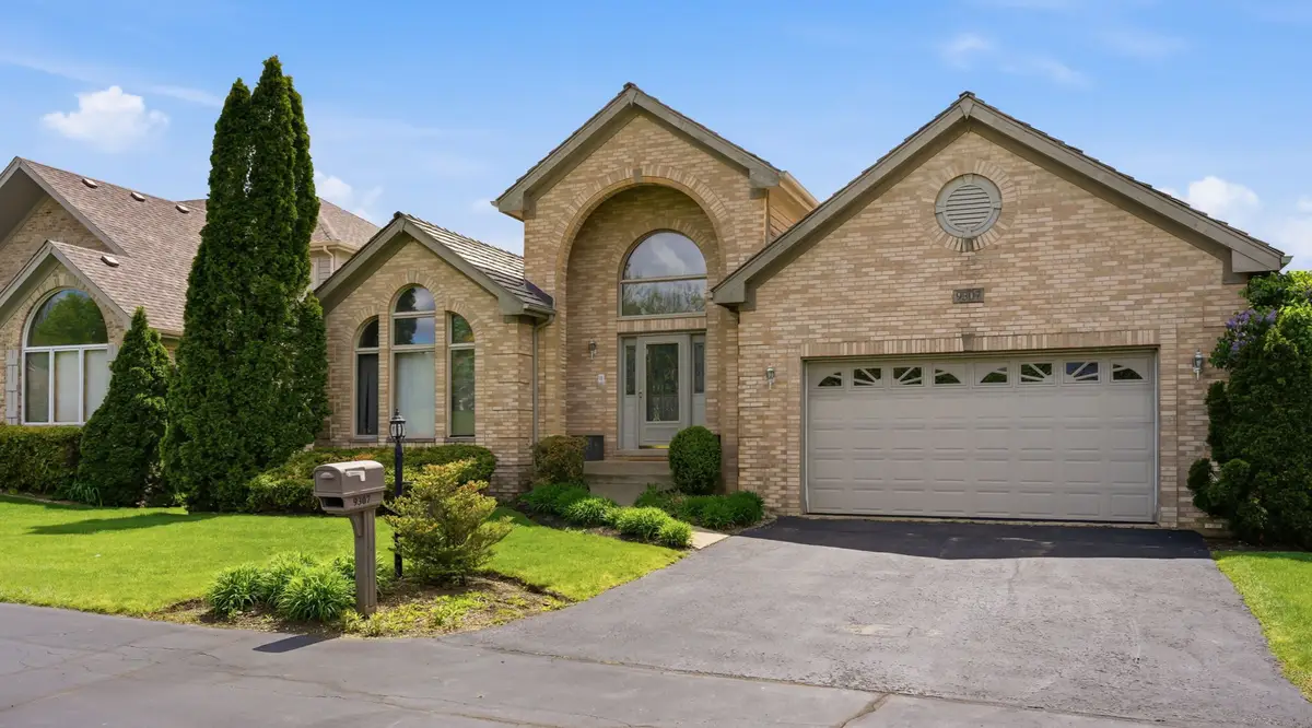 9307 Loch Glen Drive, Lakewood, IL 60014 - #1