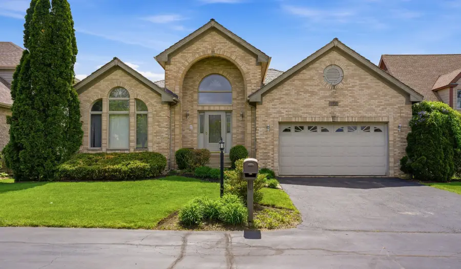 9307 Loch Glen Drive, Lakewood, IL 60014 - #2