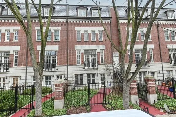 2638 N Southport Avenue, Chicago, IL 60614