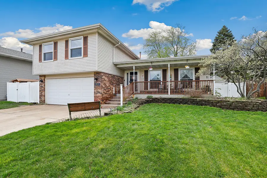 20157 S Pine Hill Road, Frankfort, IL 60423 - #2