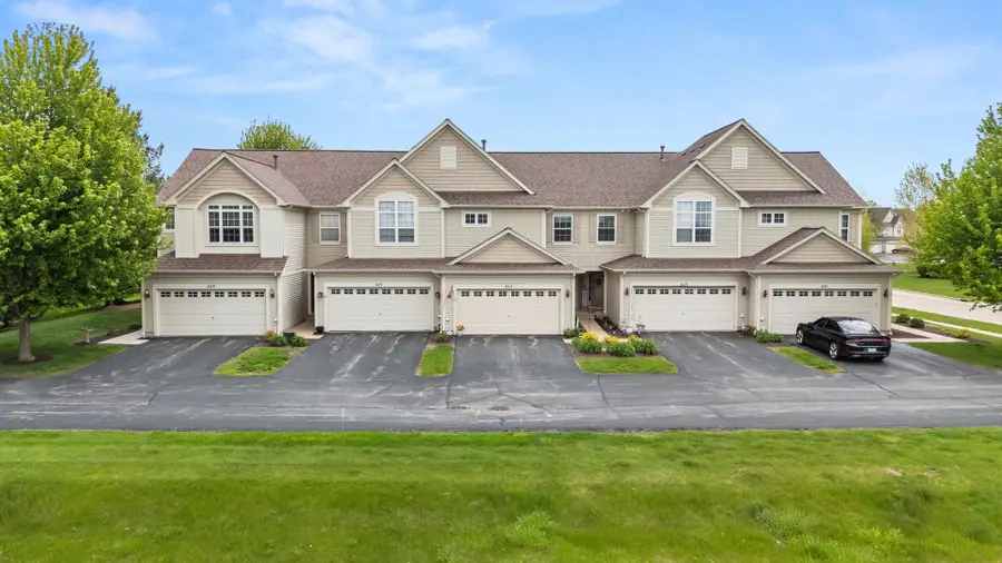 629 Buckboard Lane, Sycamore, IL 60178 - #3