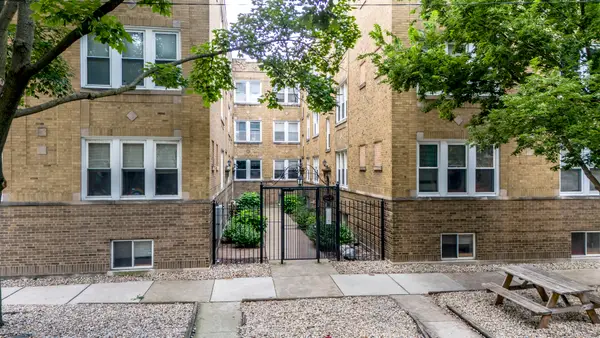 4728 N Kenneth Avenue #3E, Chicago, IL 60630