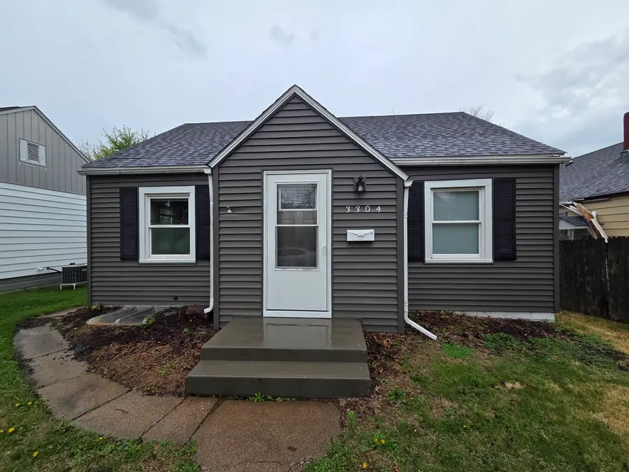 3304 12th Street, Rock Island, IL 61201 - #3